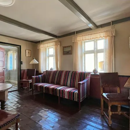 Vakantiehuis Historic From 1848 *